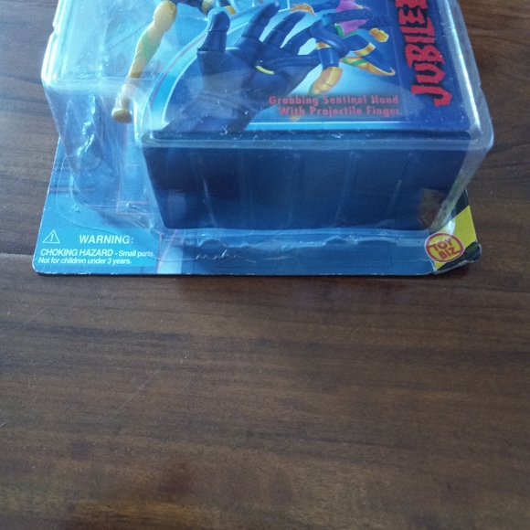 1997 Toy Biz Xmen Robot Fighters Jubilee Action Figure - Picture 7 of 7